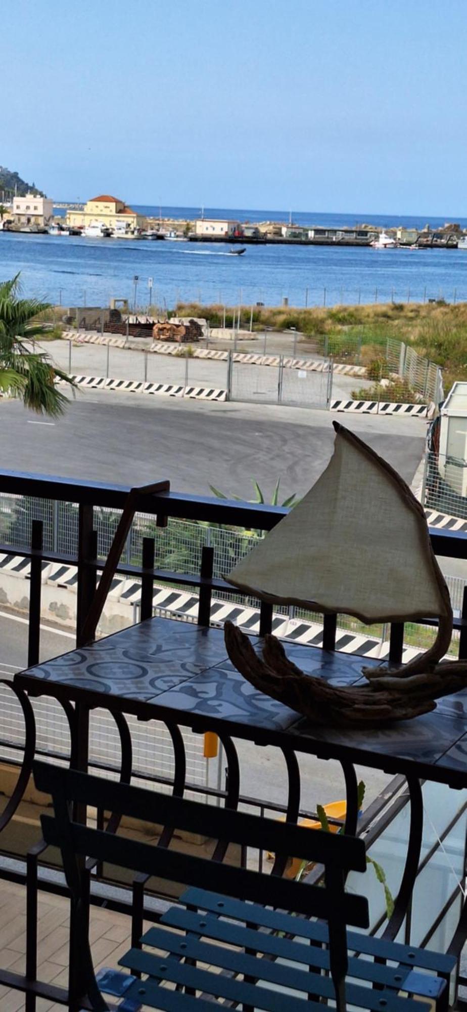 מילאצו Laranda Rooms מראה חיצוני תמונה