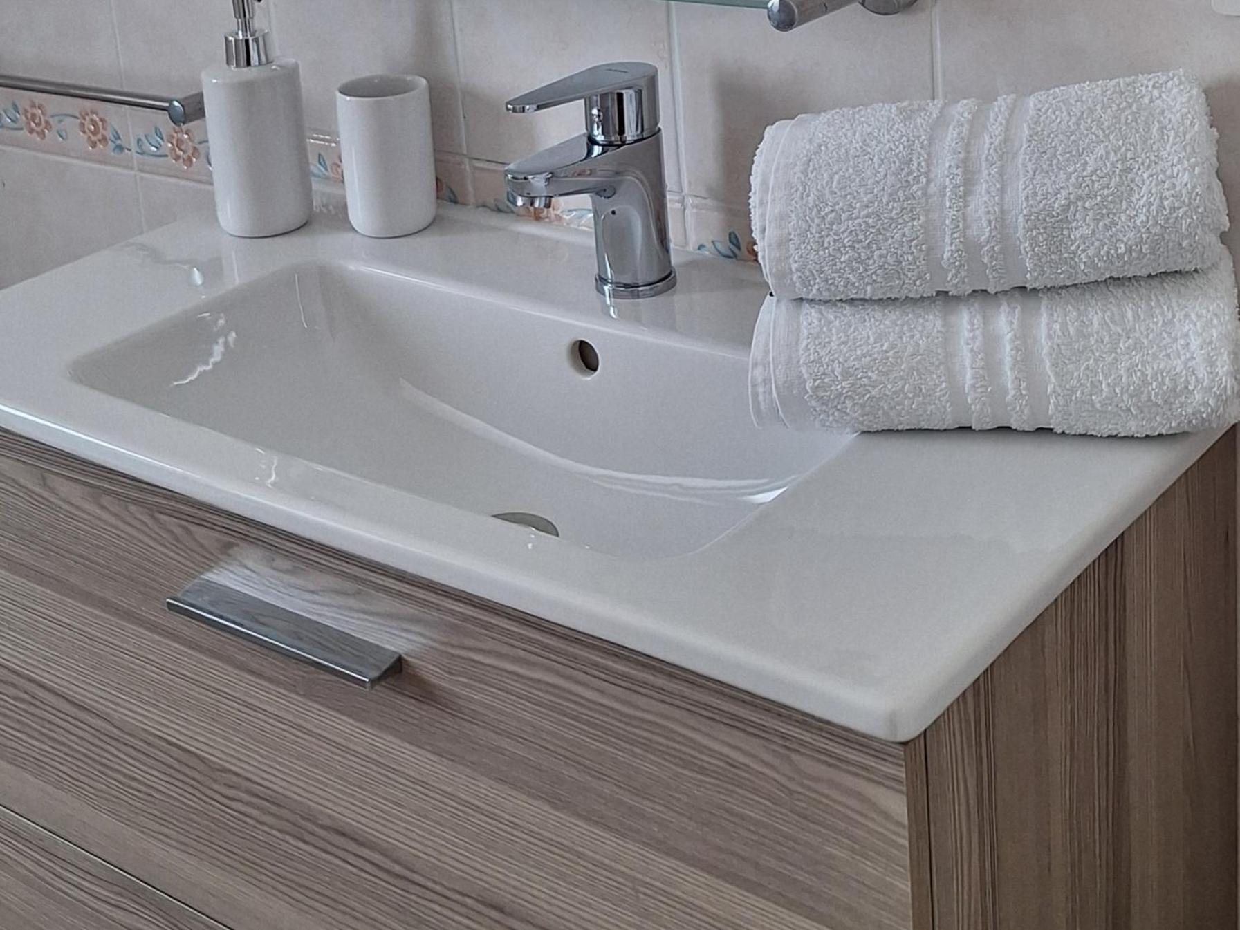 מילאצו Laranda Rooms מראה חיצוני תמונה